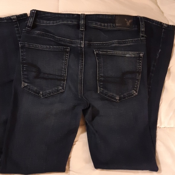 Blue Jeans - Picture 3 of 4